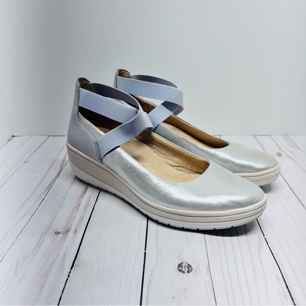 Vionic Ellery Nubuck Supportive Metallic Leather Wedges in Blue Haze Size 7 - Picture 4 of 11